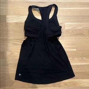 Lululemon sports bra top size 4
